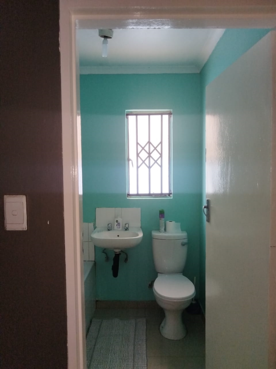 3 Bedroom Property for Sale in Protea Glen Gauteng