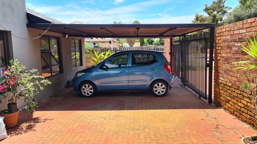 3 Bedroom Property for Sale in Doornpoort Gauteng