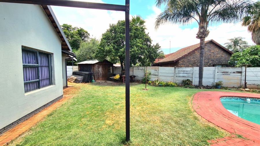 3 Bedroom Property for Sale in Doornpoort Gauteng