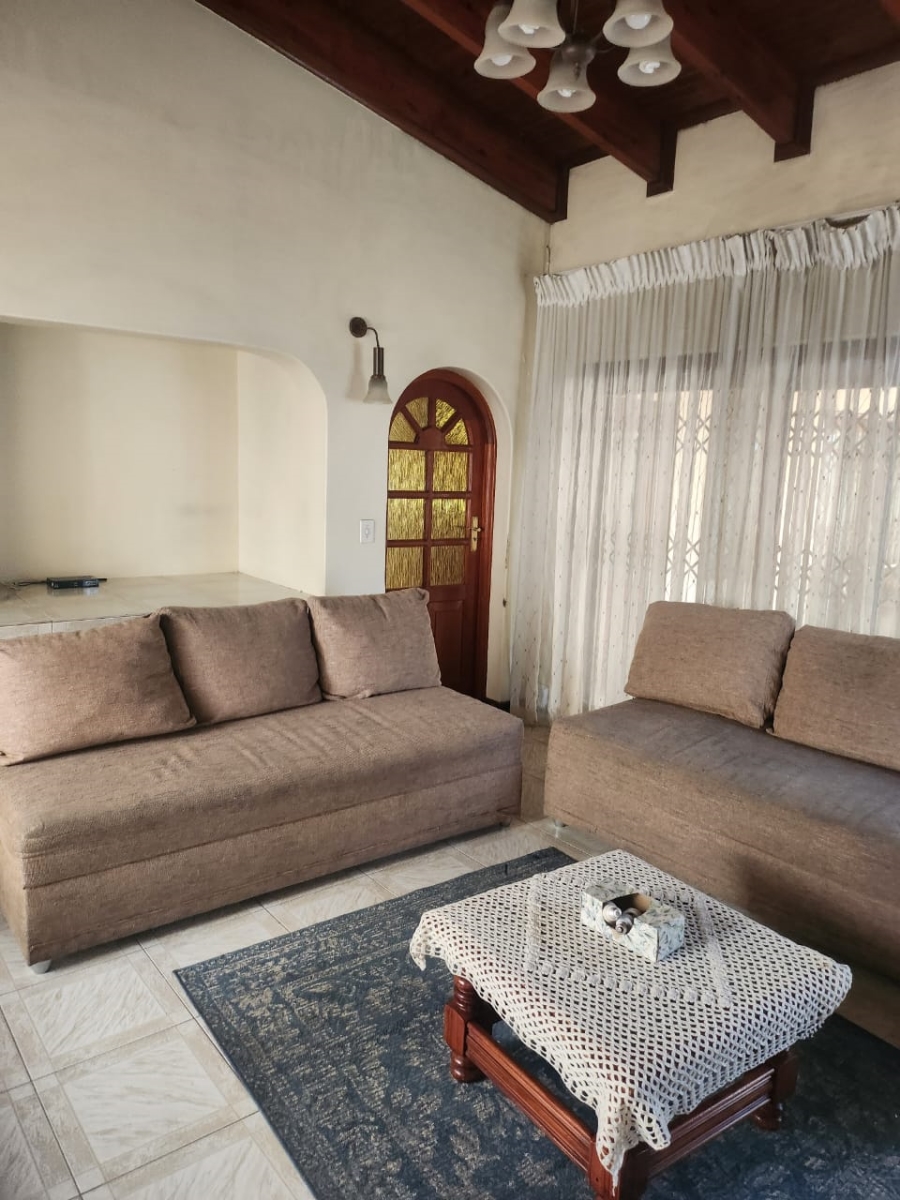 7 Bedroom Property for Sale in Marlboro Gardens Gauteng