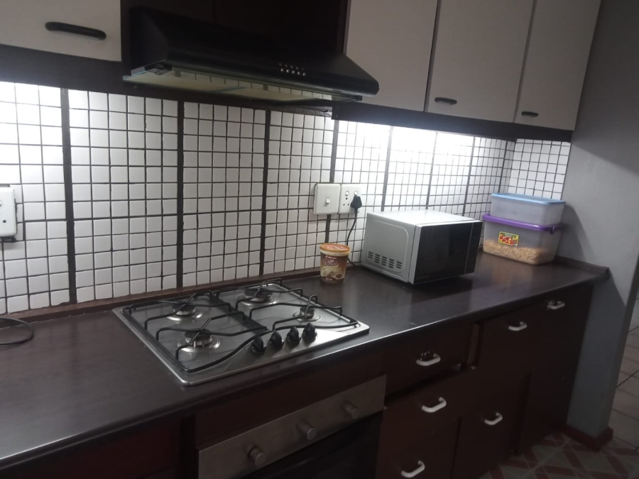 To Let 2 Bedroom Property for Rent in Eastleigh Gauteng