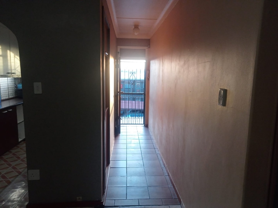 To Let 2 Bedroom Property for Rent in Eastleigh Gauteng