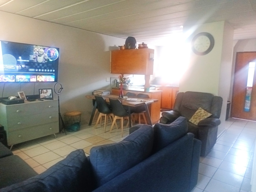 3 Bedroom Property for Sale in Moregloed Gauteng