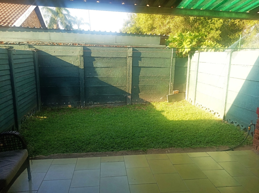 3 Bedroom Property for Sale in Moregloed Gauteng