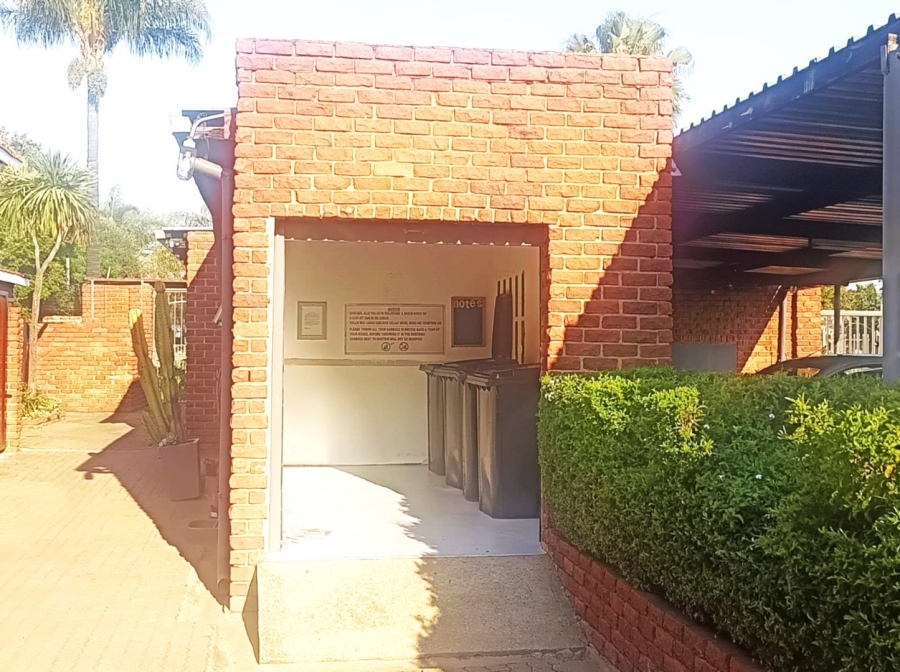 3 Bedroom Property for Sale in Moregloed Gauteng