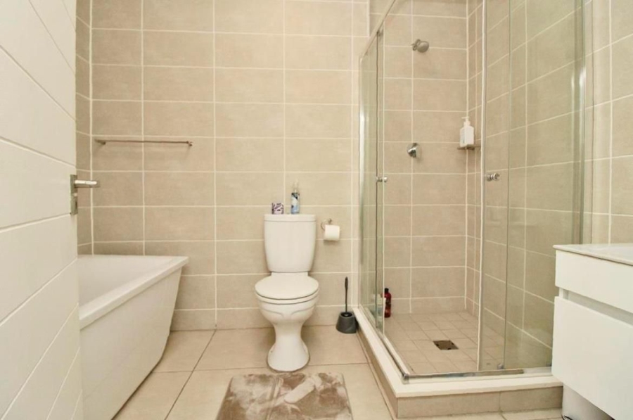 2 Bedroom Property for Sale in Linbro Park Gauteng