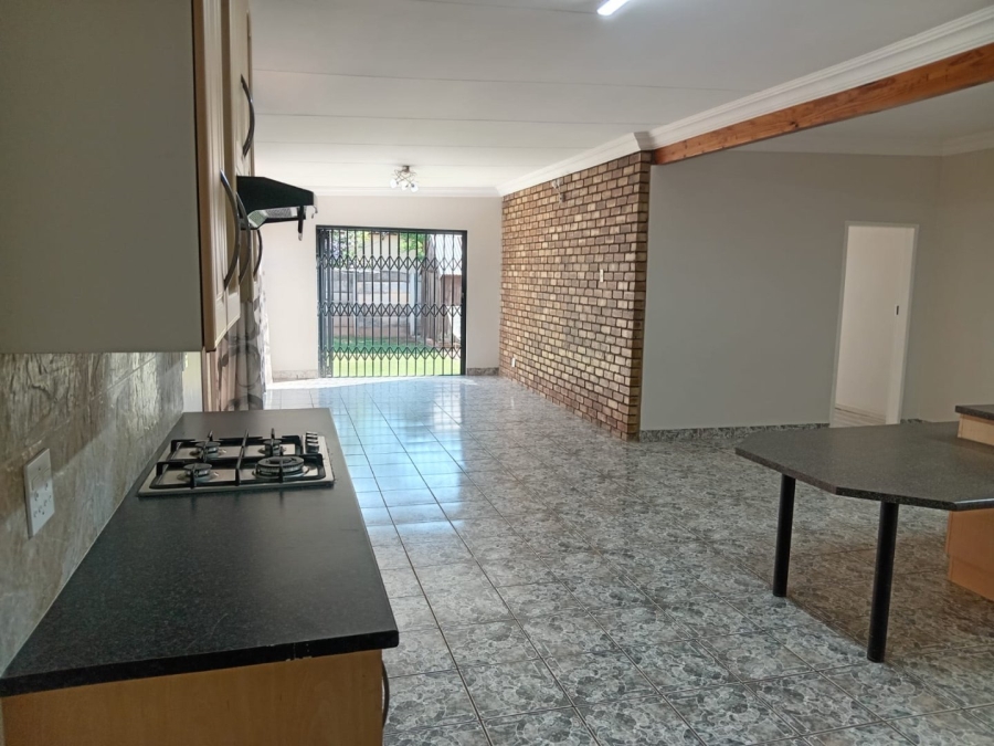 To Let 2 Bedroom Property for Rent in Northmead Gauteng