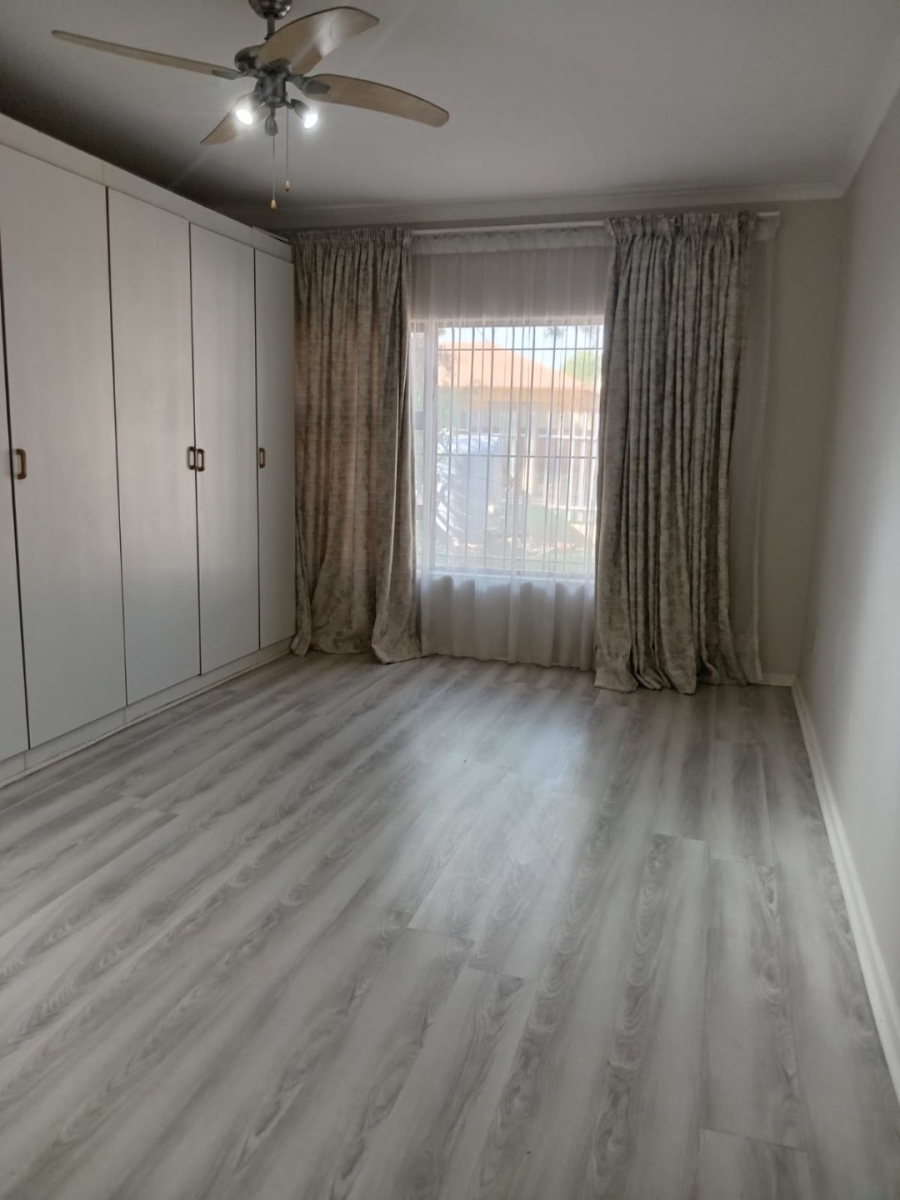 To Let 2 Bedroom Property for Rent in Northmead Gauteng
