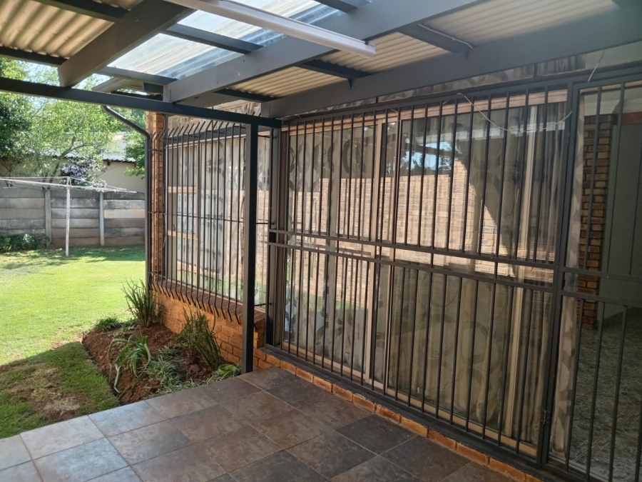 To Let 2 Bedroom Property for Rent in Northmead Gauteng