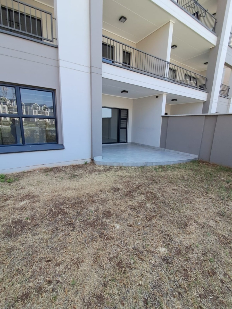 To Let 3 Bedroom Property for Rent in Waterfall Country Estate Gauteng