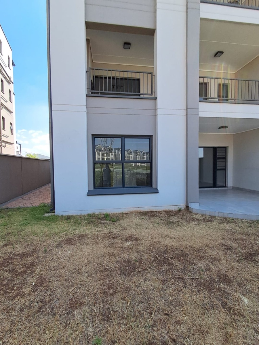 To Let 3 Bedroom Property for Rent in Waterfall Country Estate Gauteng