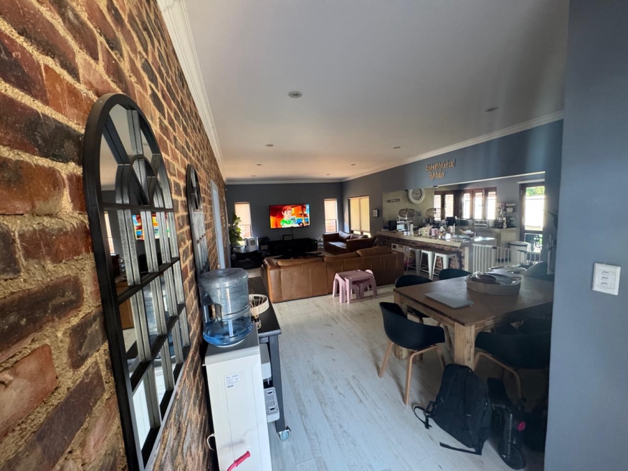 2 Bedroom Property for Sale in Eldoraigne Gauteng