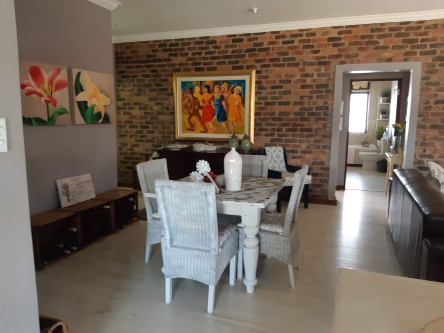 2 Bedroom Property for Sale in Eldoraigne Gauteng