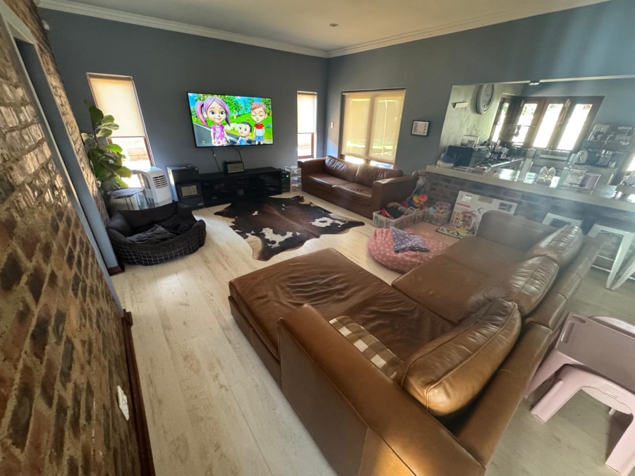 2 Bedroom Property for Sale in Eldoraigne Gauteng