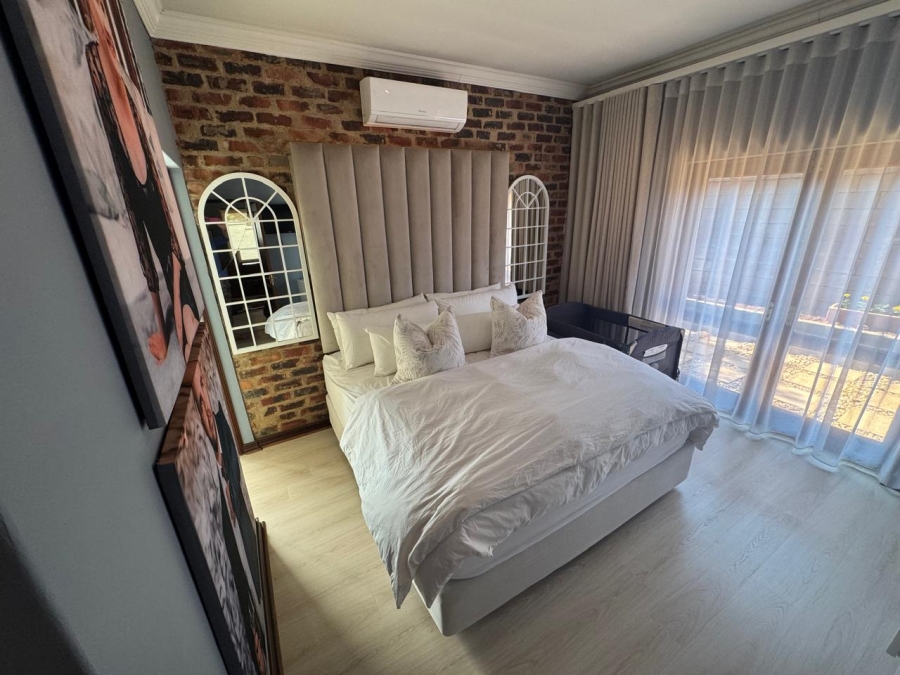 2 Bedroom Property for Sale in Eldoraigne Gauteng