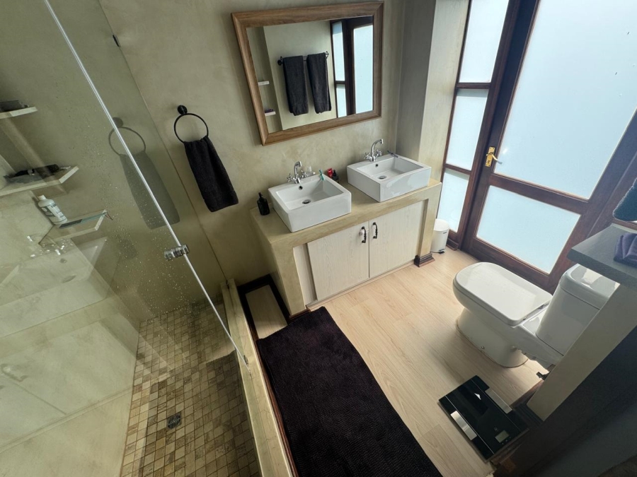 2 Bedroom Property for Sale in Eldoraigne Gauteng