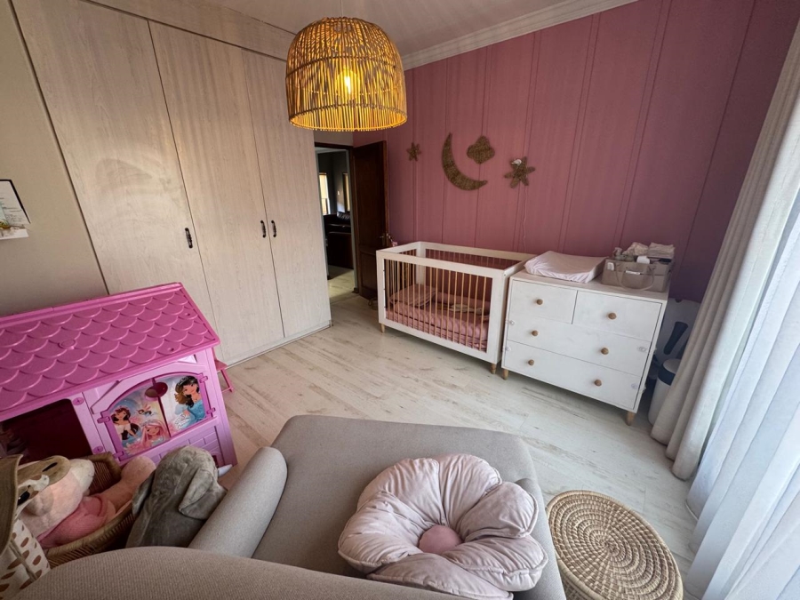 2 Bedroom Property for Sale in Eldoraigne Gauteng