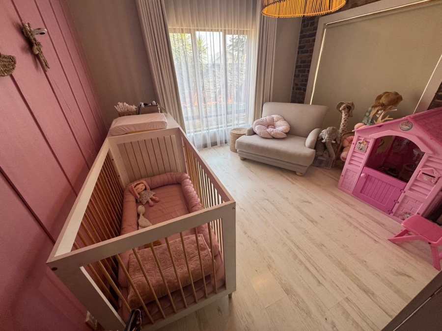 2 Bedroom Property for Sale in Eldoraigne Gauteng