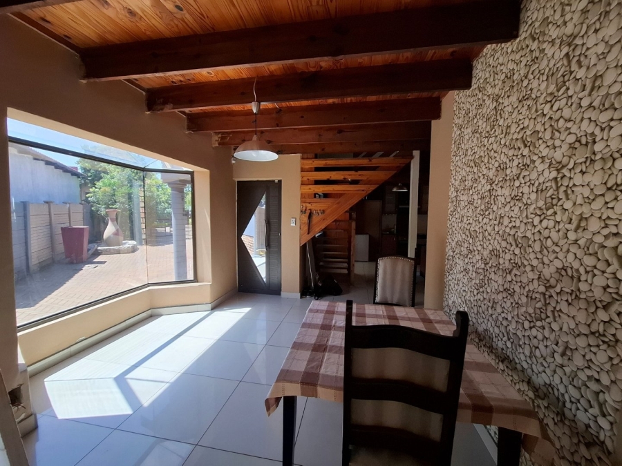 4 Bedroom Property for Sale in Valhalla Gauteng