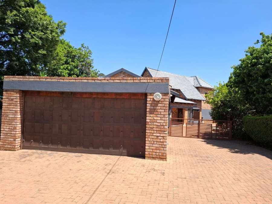 4 Bedroom Property for Sale in Valhalla Gauteng