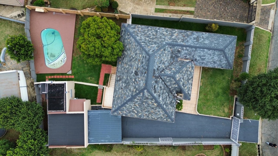 4 Bedroom Property for Sale in Linmeyer Gauteng