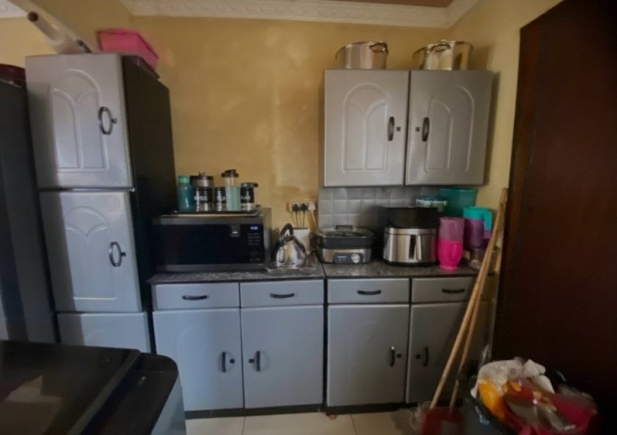 2 Bedroom Property for Sale in Rua Vista Gauteng