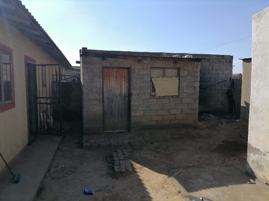 2 Bedroom Property for Sale in Rua Vista Gauteng