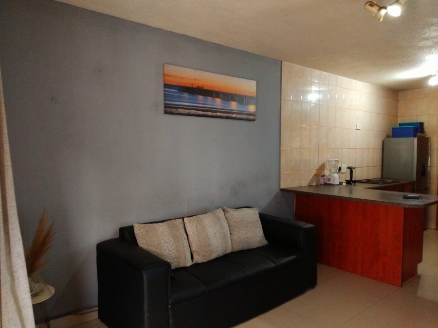 2 Bedroom Property for Sale in Elspark Gauteng