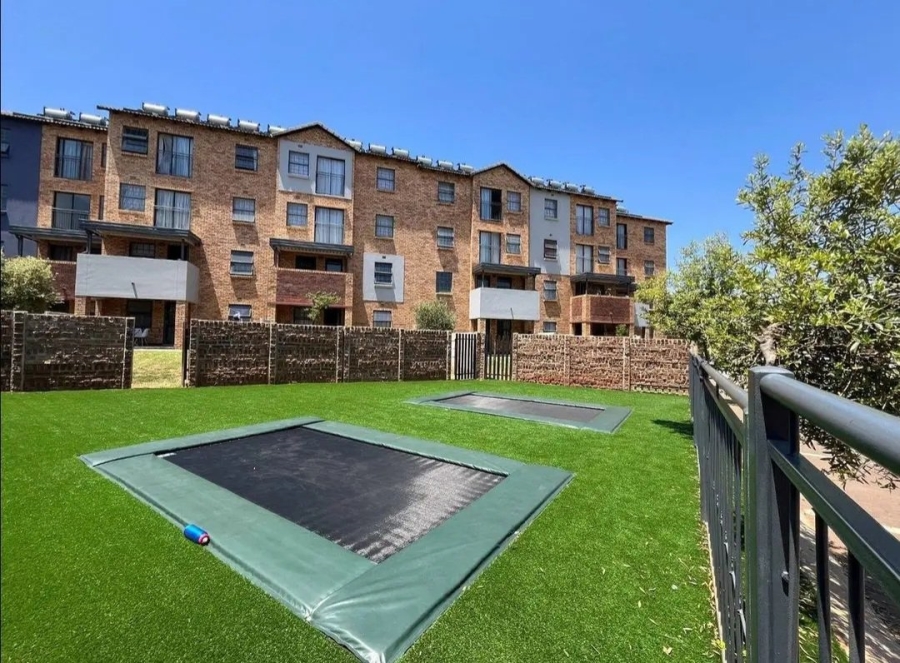 2 Bedroom Property for Sale in Montana Tuine Gauteng