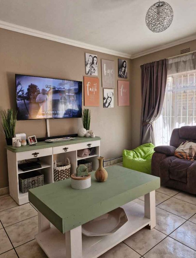 2 Bedroom Property for Sale in Primrose Hill Gauteng
