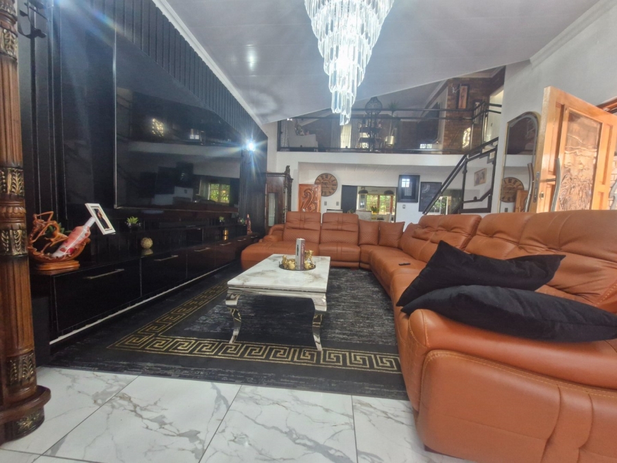 4 Bedroom Property for Sale in Dayanglen Gauteng