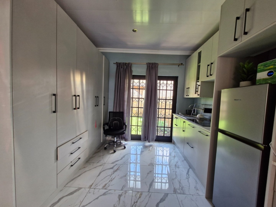 4 Bedroom Property for Sale in Dayanglen Gauteng