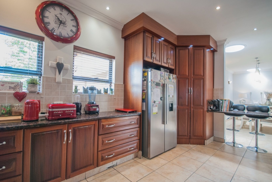 4 Bedroom Property for Sale in Midlands Estate Gauteng