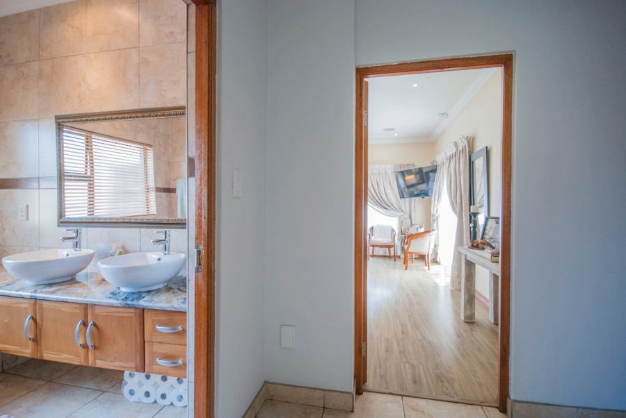 4 Bedroom Property for Sale in Midlands Estate Gauteng