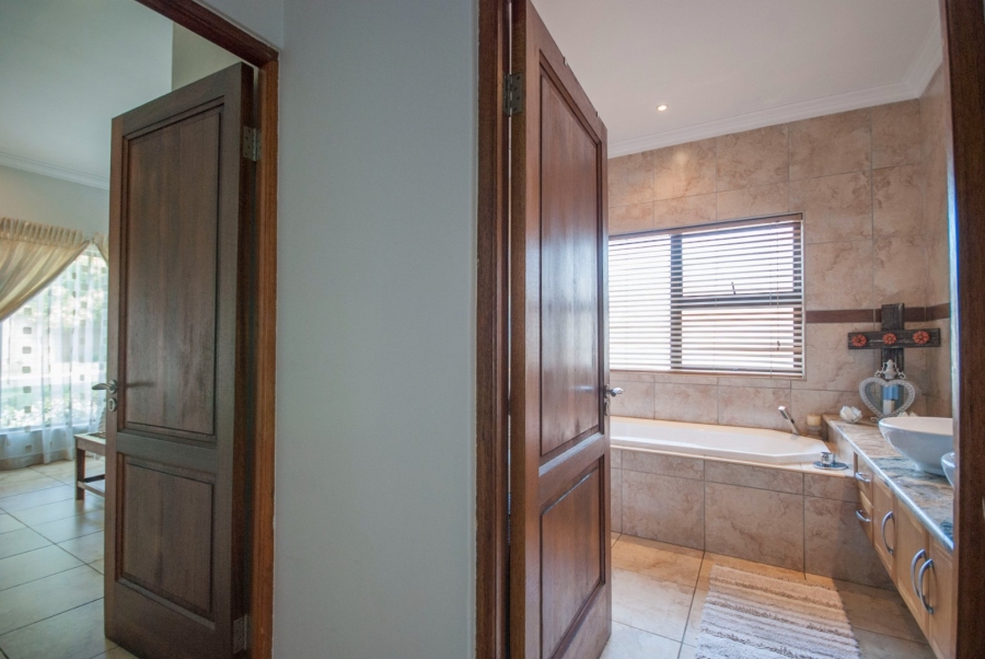 4 Bedroom Property for Sale in Midlands Estate Gauteng