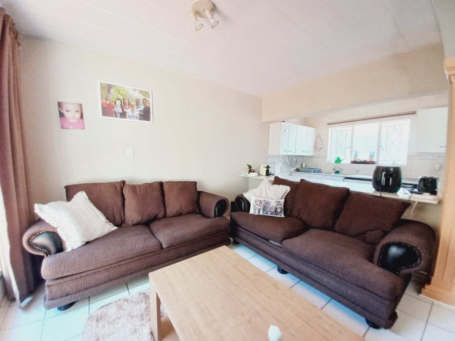 2 Bedroom Property for Sale in Fishers Hill Gauteng