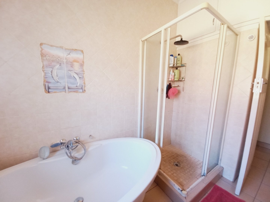 3 Bedroom Property for Sale in Fishers Hill Gauteng