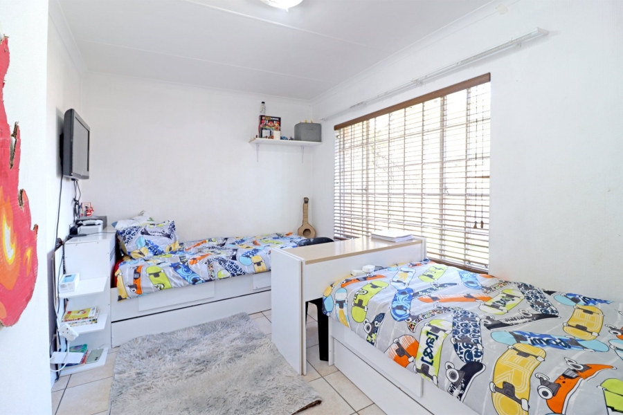 3 Bedroom Property for Sale in Wierda Park Gauteng