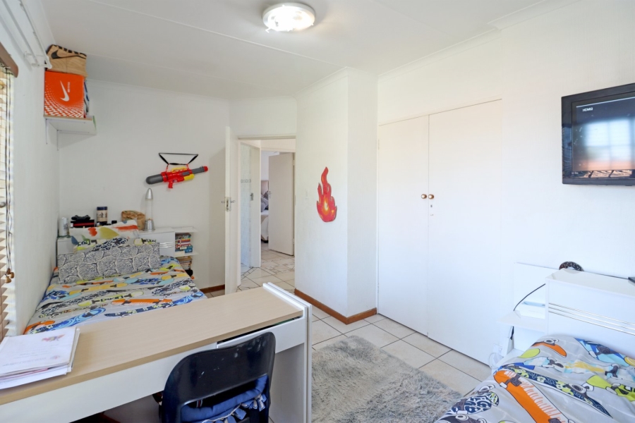 3 Bedroom Property for Sale in Wierda Park Gauteng