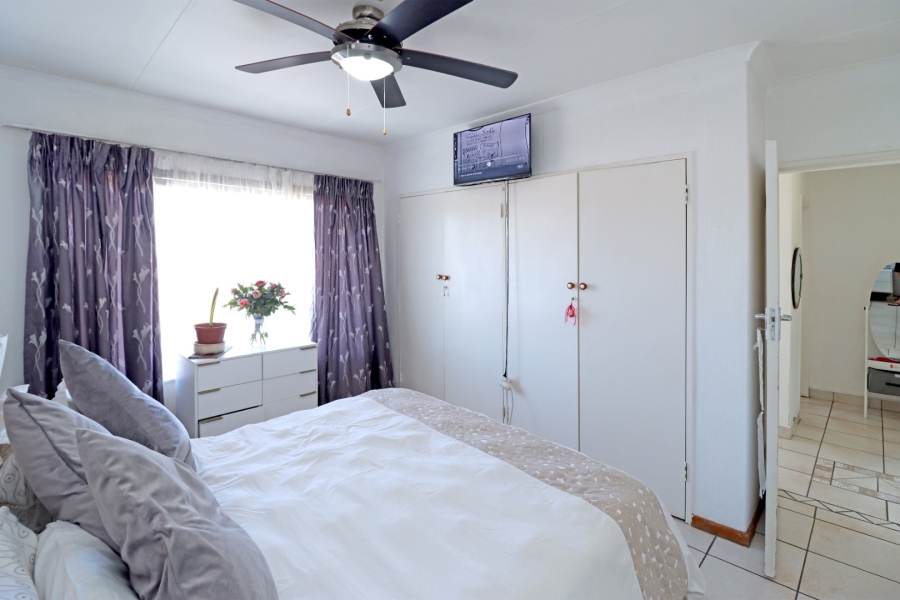 3 Bedroom Property for Sale in Wierda Park Gauteng