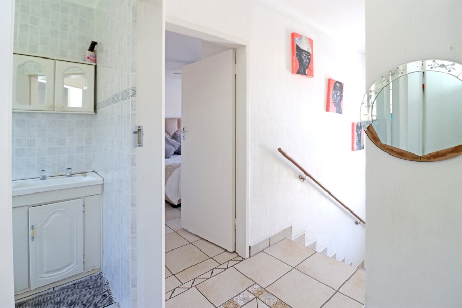 3 Bedroom Property for Sale in Wierda Park Gauteng