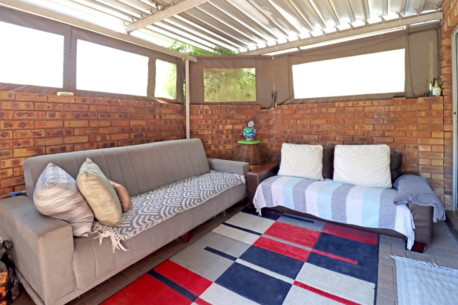 3 Bedroom Property for Sale in Wierda Park Gauteng
