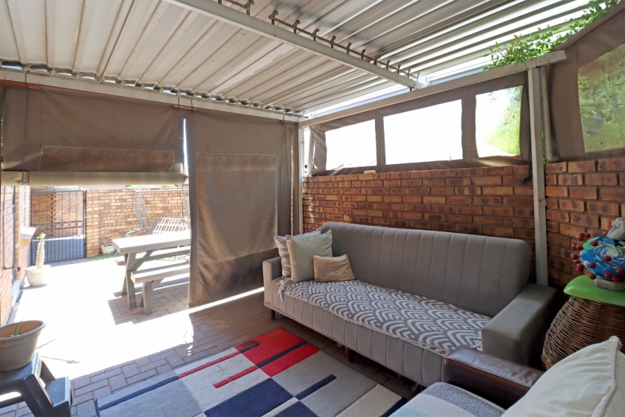 3 Bedroom Property for Sale in Wierda Park Gauteng