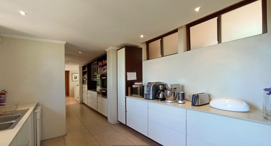 6 Bedroom Property for Sale in Morningside Gauteng