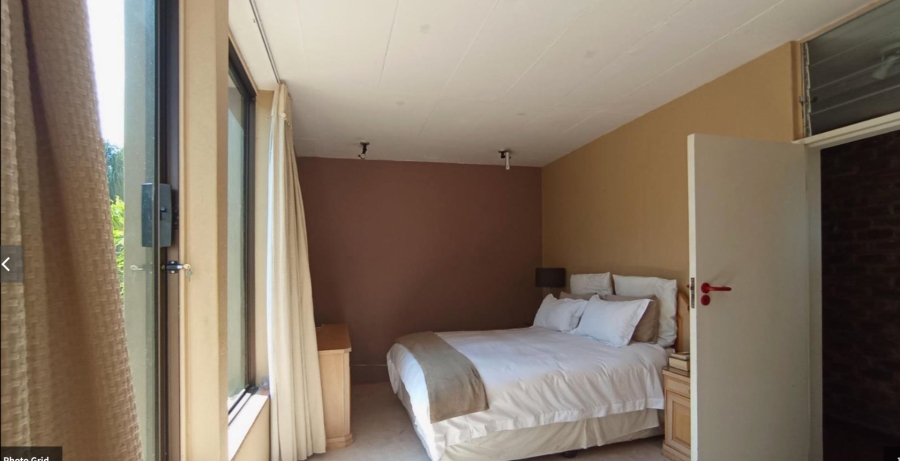 6 Bedroom Property for Sale in Morningside Gauteng