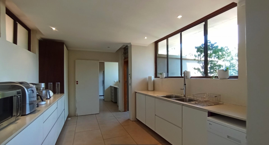 6 Bedroom Property for Sale in Morningside Gauteng