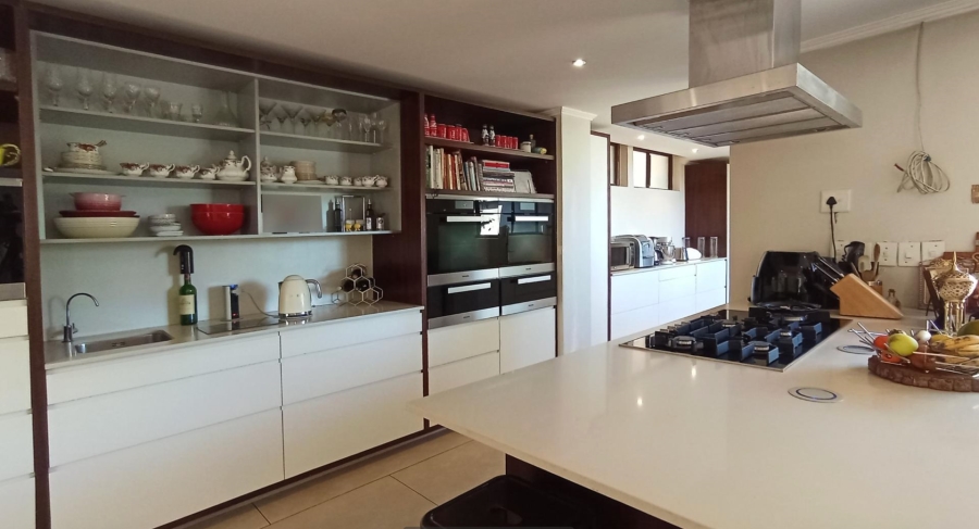 6 Bedroom Property for Sale in Morningside Gauteng