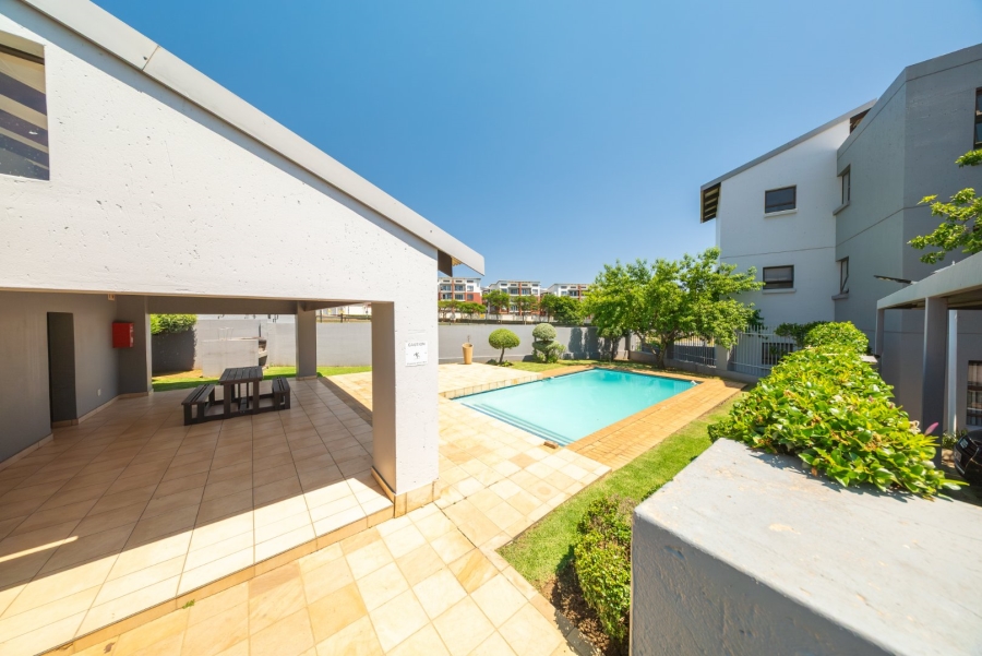 2 Bedroom Property for Sale in Greenstone Hill Gauteng