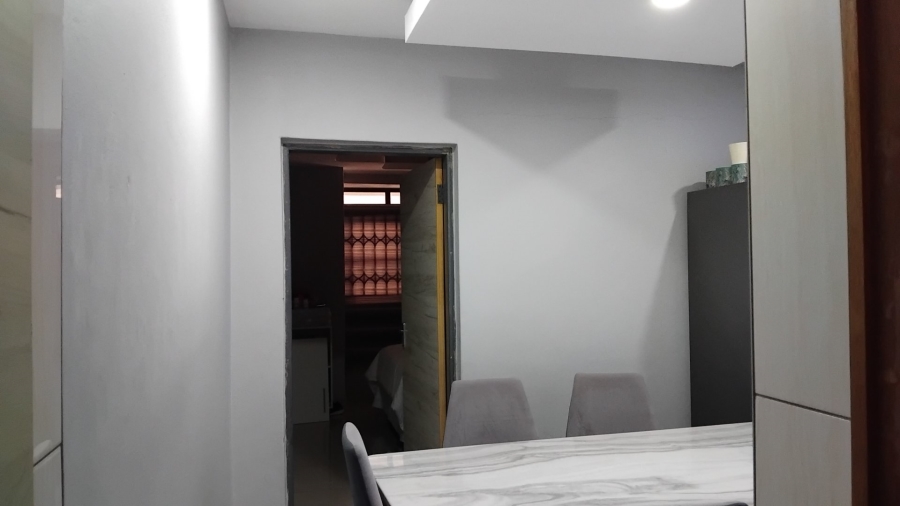 1 Bedroom Property for Sale in Rabie Ridge Gauteng