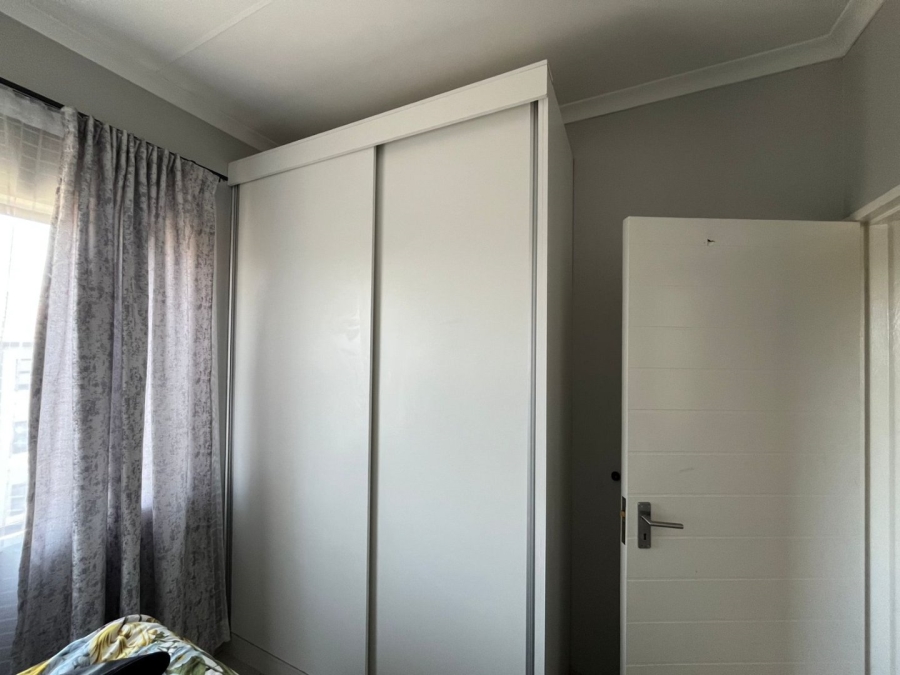 To Let 2 Bedroom Property for Rent in South Hills Gauteng